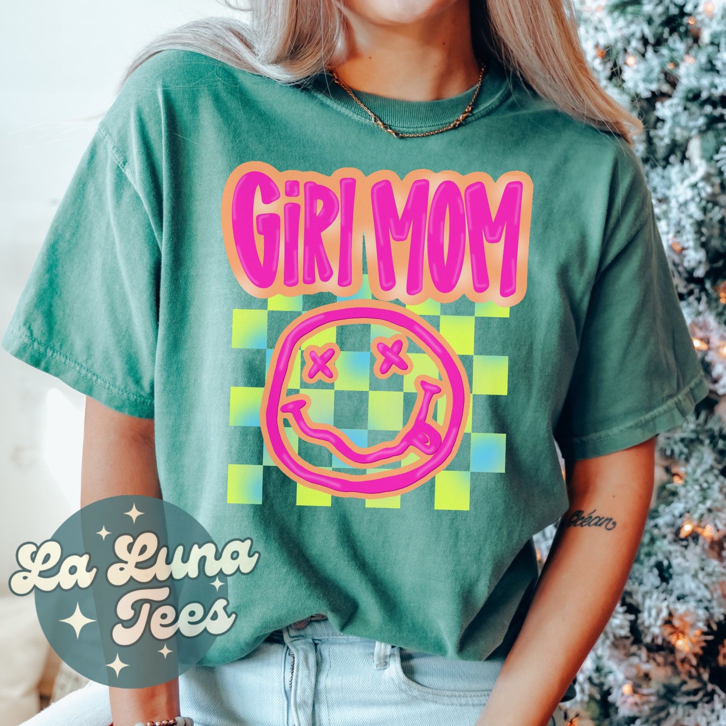 Neon smiley face checkered T-shirt